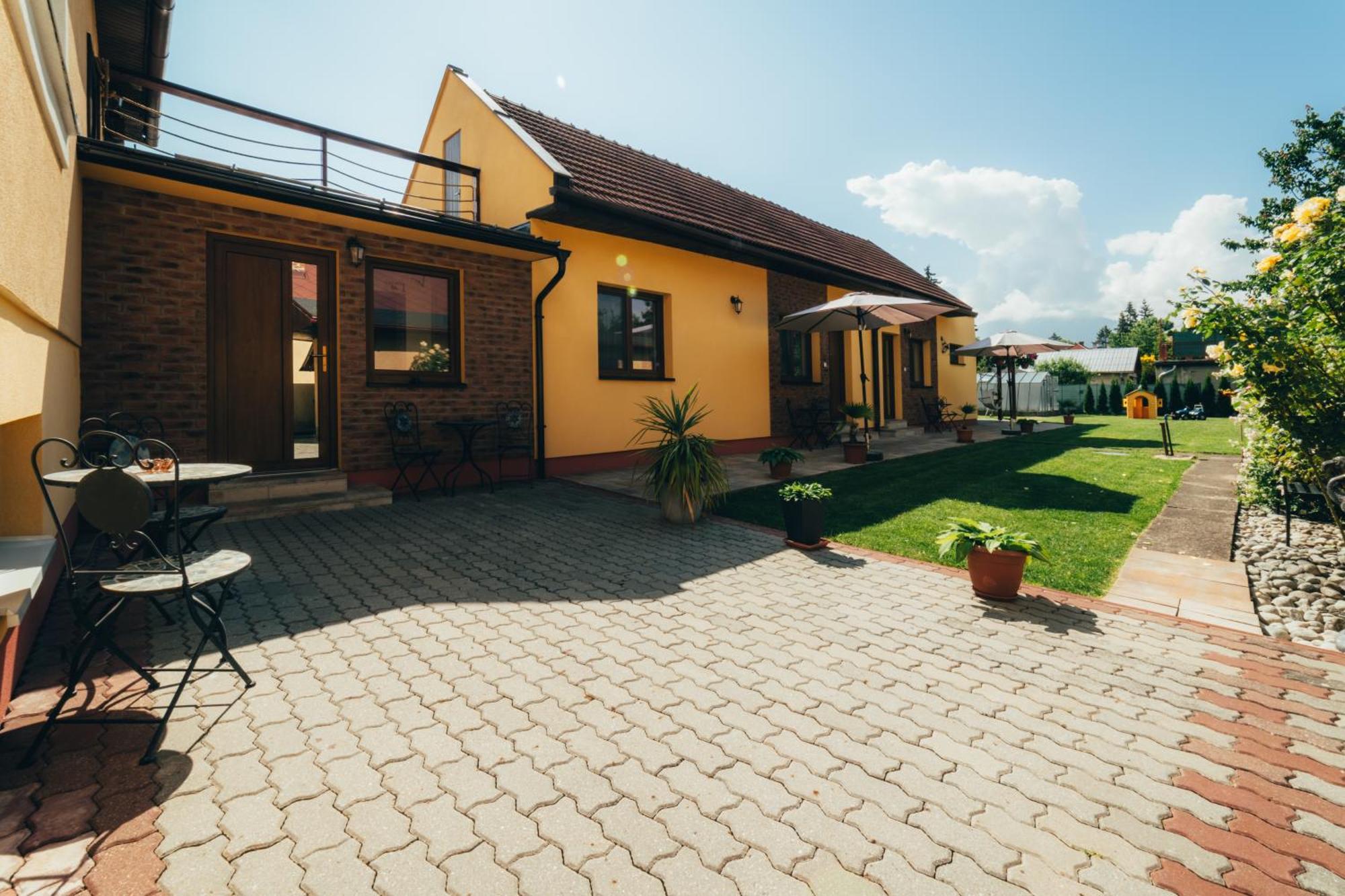 Apartmany Friends Liptov Liptovský Mikuláš المظهر الخارجي الصورة